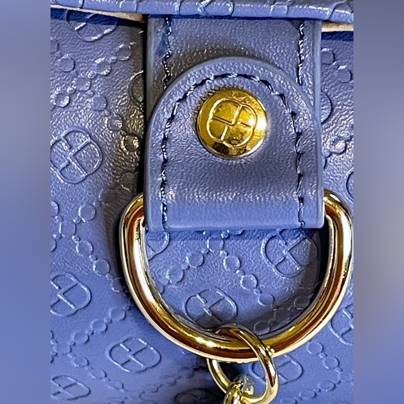 Vlando Viaggio Small Jewelry Travel Case with Tassel Periwinkle Purple Embossed - Picture 6 of 6